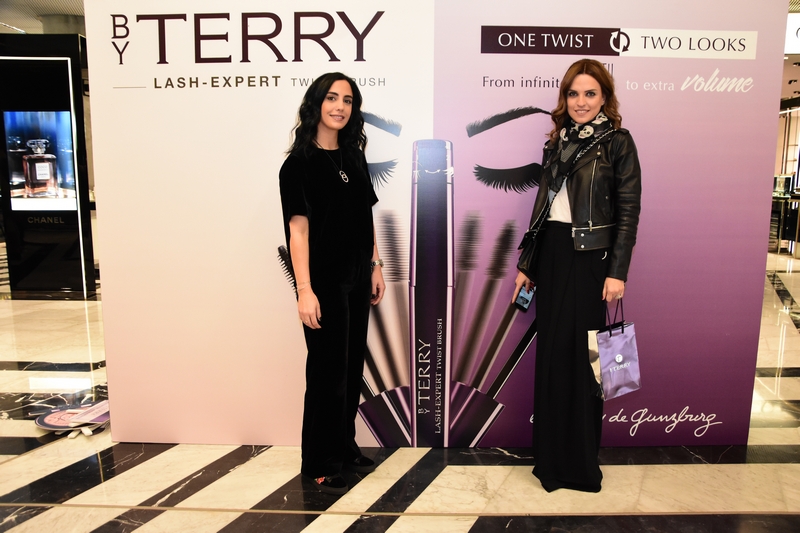 By Terry Lash-Expert Twist Brush